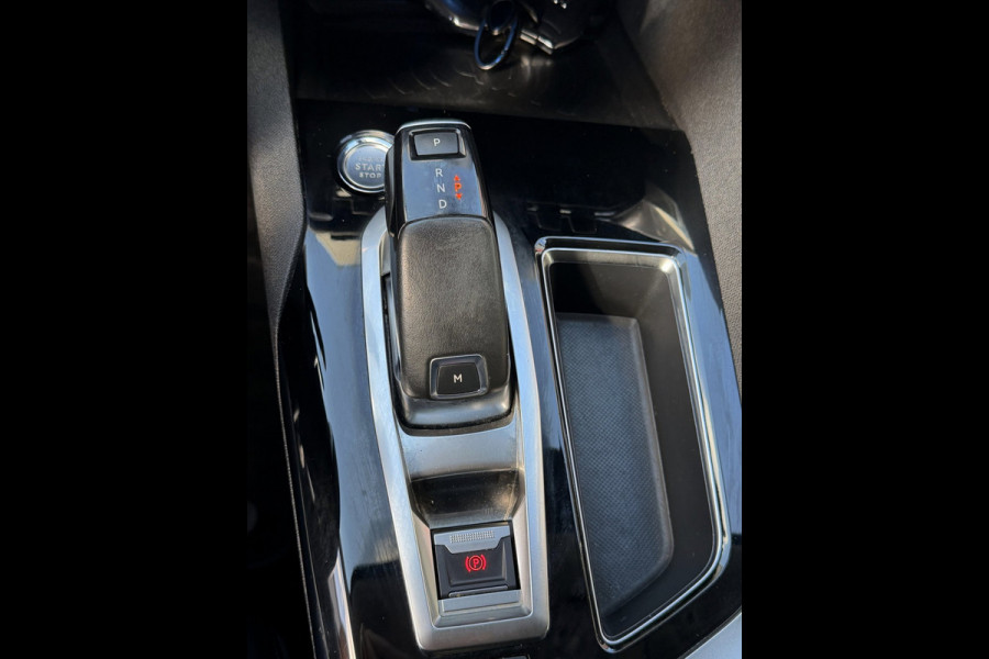 Peugeot 3008 1.2 PureTech Allure Pack AUTOMAAT - Navigatie / Apple Carplay I Airco I LED I DPC I Sport pakket I Dealer onderhouden