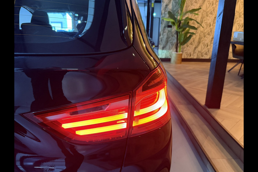 BMW 2 Serie Gran Tourer 218i Executive Edition | Elektrisch Achterklep | LED | Navi | Cruise | PDC