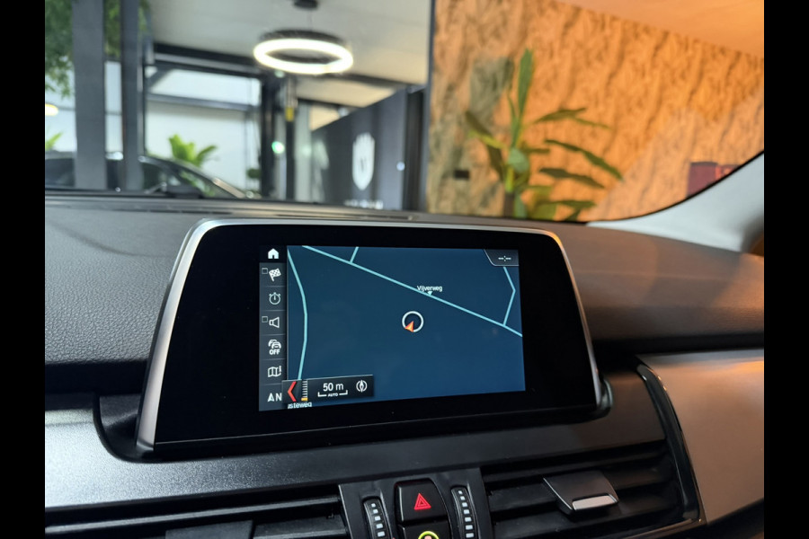BMW 2 Serie Gran Tourer 218i Executive Edition | Elektrisch Achterklep | LED | Navi | Cruise | PDC