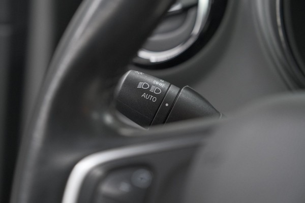 Renault Captur TCe 90 Limited | Trekhaak | Navigatie | Pack Comfort | Parkeersensoren