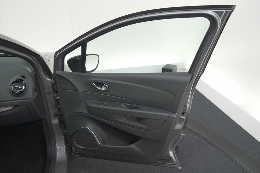 Renault Captur TCe 90 Limited | Trekhaak | Navigatie | Pack Comfort | Parkeersensoren
