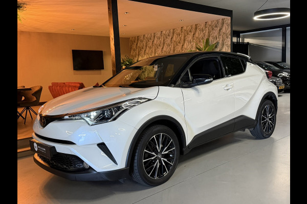 Toyota C-HR 1.2 Active | Adaptieve Cruise | Stoelverwarming | Navi | Clima | LED