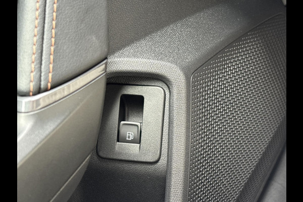 CUPRA Formentor 1.4 e-Hybrid VZ Performance | 245pk PHEV | Wegklapbare trekhaak | Memory Seat | Stoelverwarming | ACC | Winterset |