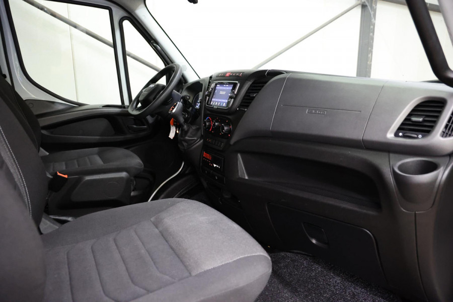 Iveco Daily 35S18 180PK 3.0 AUTOMAAT BAKWAGEN BE CLIXTAR