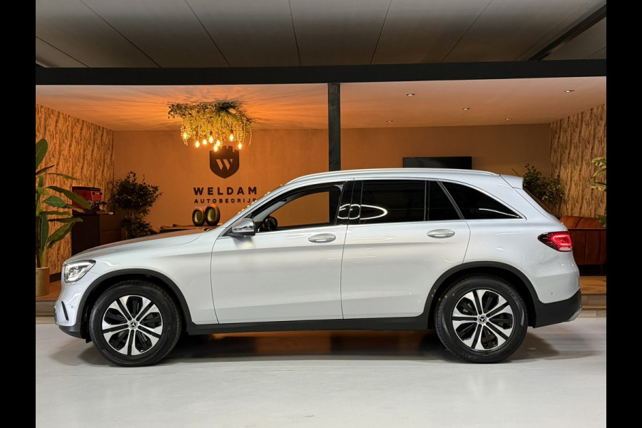 Mercedes-Benz GLC GLC 200 4MATIC AMG Line | Camera | LED | Cruise | Elektrisch Achterklep | 2.000KG Trekgewicht | Automaat