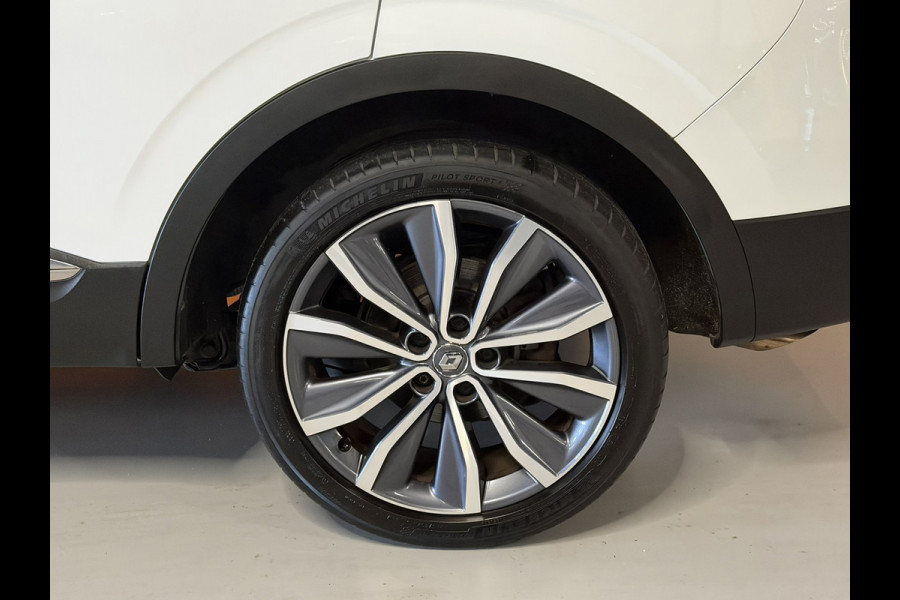 Renault Kadjar 1.3 TCe Bose | Pano | Leder | Camera | Blindspot | Keyless | Elek. Stoelen | Automaat | Rijklaar
