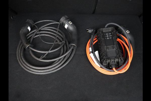 Peugeot 308 1.6 Plug-in Hybrid 180 Active Pack Business | SOH 95,4% | Carplay | Full LED | Cruise control | Parkeerhulp | Climate control | Digital Cockpit | PHEV