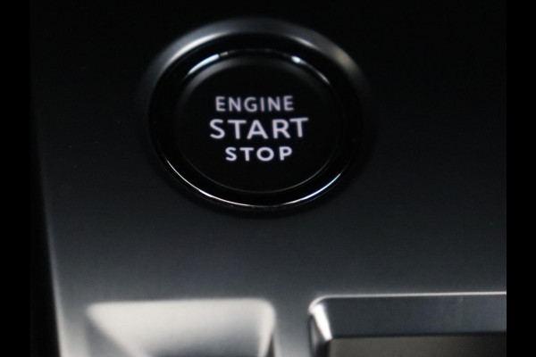 Peugeot 308 1.6 Plug-in Hybrid 180 Active Pack Business | SOH 95,4% | Carplay | Full LED | Cruise control | Parkeerhulp | Climate control | Digital Cockpit | PHEV