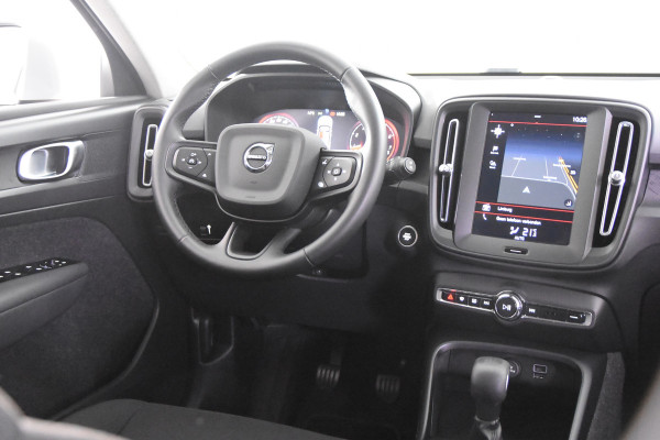 Volvo XC40 1.5 T2 Momentum *1ste Eigenaar*Navigatie*Camera*Carplay*