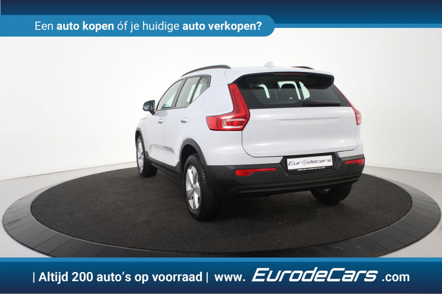 Volvo XC40 1.5 T2 Momentum *1ste Eigenaar*Navigatie*Camera*Carplay*