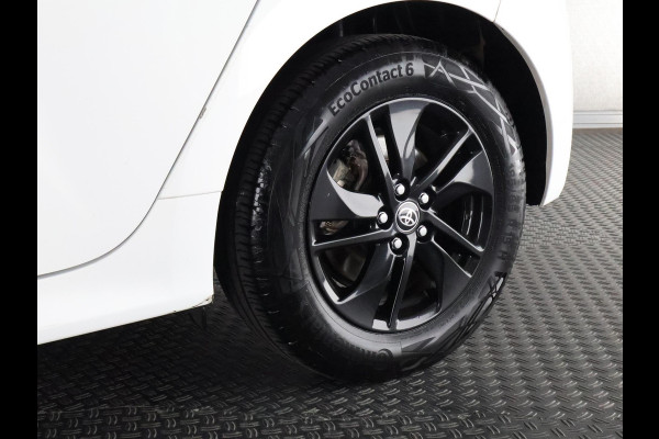 Toyota Yaris 1.5 HYBRIDE BI-TONE SPORTS GARANTIE 6-2031 . ADAPTIEVE CRUISE CONTROL . DEALER ONDERHOUDEN . ACHTERUITRIJ CAMERA .
