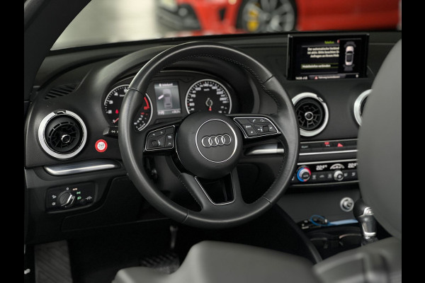 Audi A3 Cabriolet 35 Tfsi Design ** XENON, NAVI, HALF-LEDER, CRUISE, 2-zone AIRCO, 17-inch LMV ** 1e EIG - Slechts 23.600km. ** ** INFORMEER OOK NAAR ONZE AANTREKKELIJKE FINANCIAL-LEASE TARIEVEN **