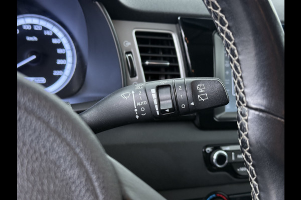 Kia Niro 1.6 GDi Hybrid DynamicLine - Cruise Control - Lichtmetalen Velgen - Navigatie - Climate Control - Apple/Android Carplay - Virena Zekerheidspakket €895
