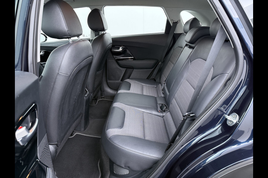 Kia Niro 1.6 GDi Hybrid DynamicLine - Cruise Control - Lichtmetalen Velgen - Navigatie - Climate Control - Apple/Android Carplay - Virena Zekerheidspakket €895