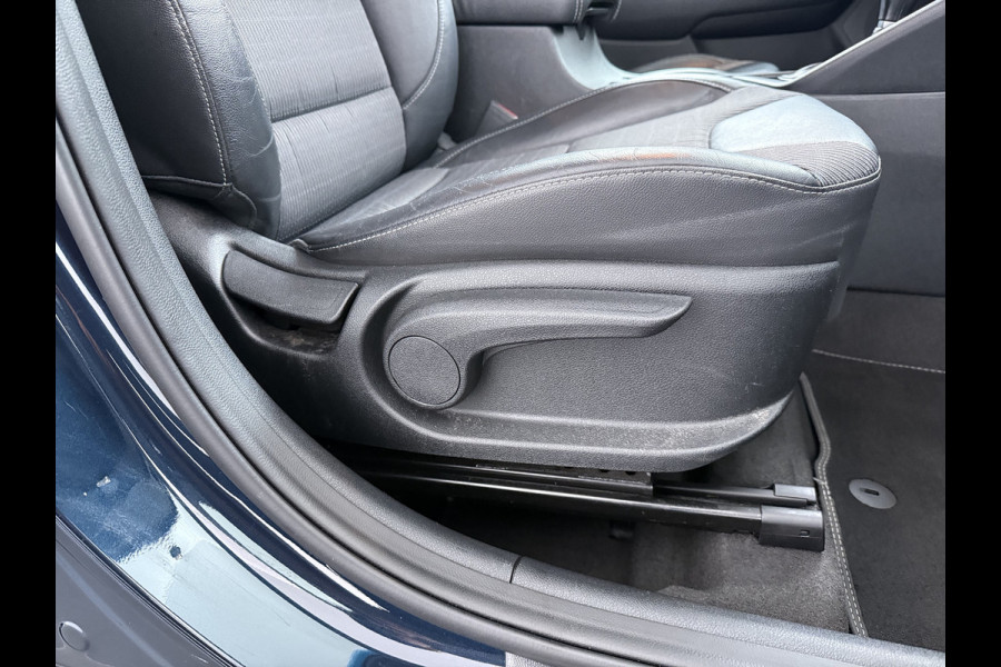 Kia Niro 1.6 GDi Hybrid DynamicLine - Cruise Control - Lichtmetalen Velgen - Navigatie - Climate Control - Apple/Android Carplay - Virena Zekerheidspakket €895