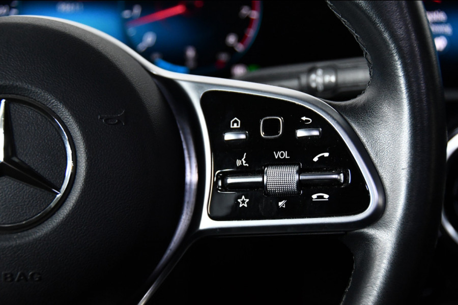 Mercedes-Benz A-Klasse 250 Sport, Pano, Applecarplay