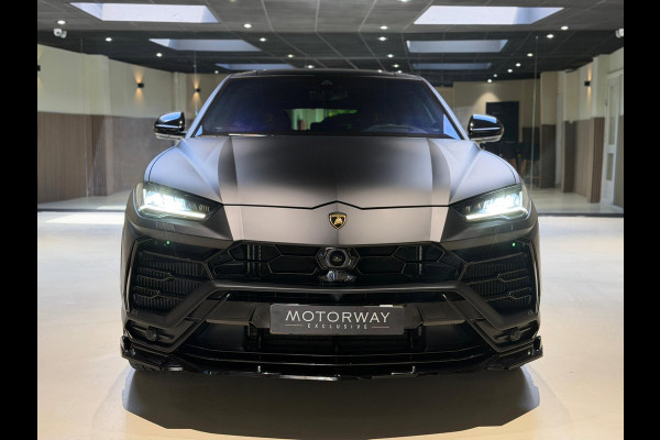 Lamborghini Urus 4.0 V8|Pano|B&O|Ceramic|Full PPF|Hud|Massage