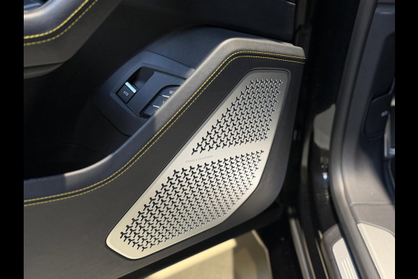 Lamborghini Urus 4.0 V8|Pano|B&O|Ceramic|Full PPF|Hud|Massage