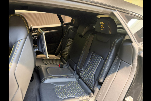 Lamborghini Urus 4.0 V8|Pano|B&O|Ceramic|Full PPF|Hud|Massage