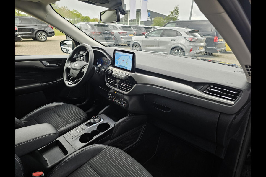 Ford Kuga 2.5 PHEV Titanium X Wegklapbare trekhaak | 1.500 kg trekvermogen | Camera v+a | Half leder | Lane assist | Winterpack etc.