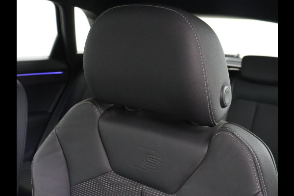 Audi Q3 45 TFSIe S edition | SOH 88% | Sportstoelen | Carplay | Trekhaak | Virtual Cockpit | Navigatie | Camera | Full LED | Half leder | Sfeerverlichting | Climate control | Parkeeerhulp | Cruise control | PHEV | Plug In