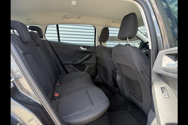Ford FOCUS Wagon 1.0 EcoBoost Titanium Business 1e Eigenaar|Navi|Clima|Cruise|Carplay|PDC V+A|Goed onderhouden|N.A.P|APK tot 04-2027