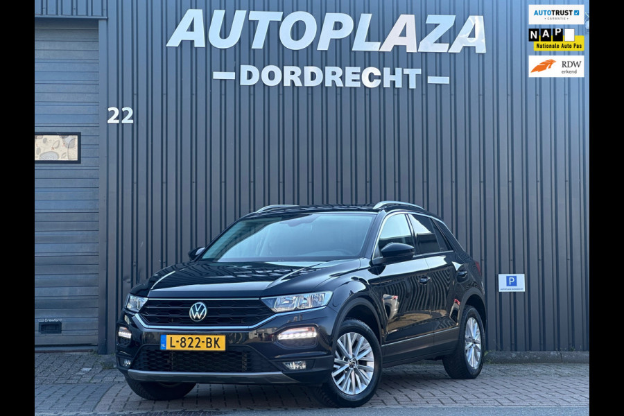 Volkswagen T-Roc 1.0 TSI Style Business TREKHAAK| ACC|CARPLAY|