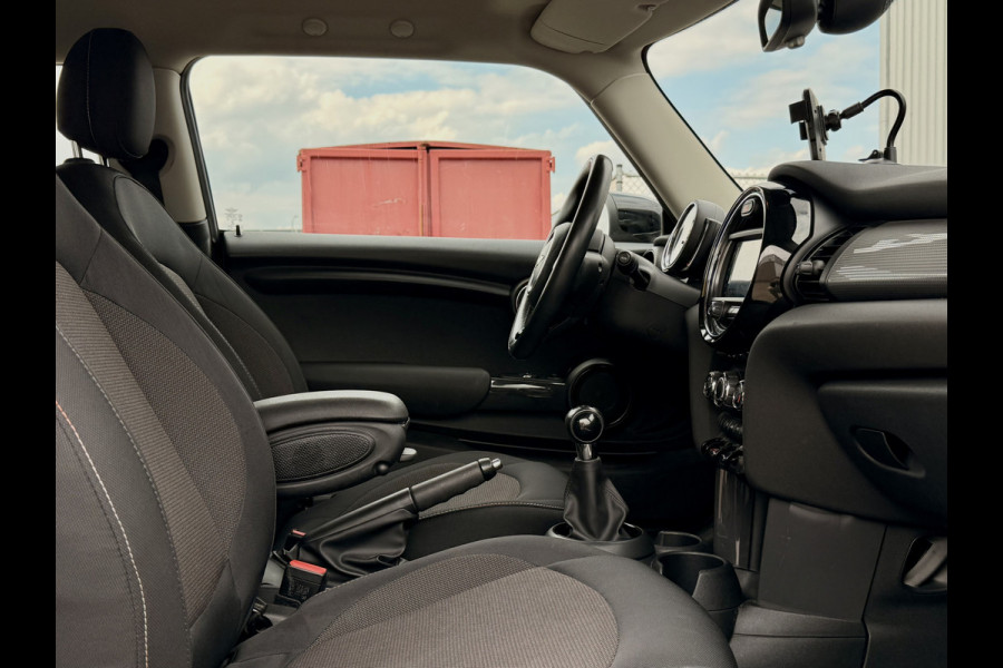 MINI Mini 1.5 Cooper 136pk | Cruise Control | NAVI | 15" LMV