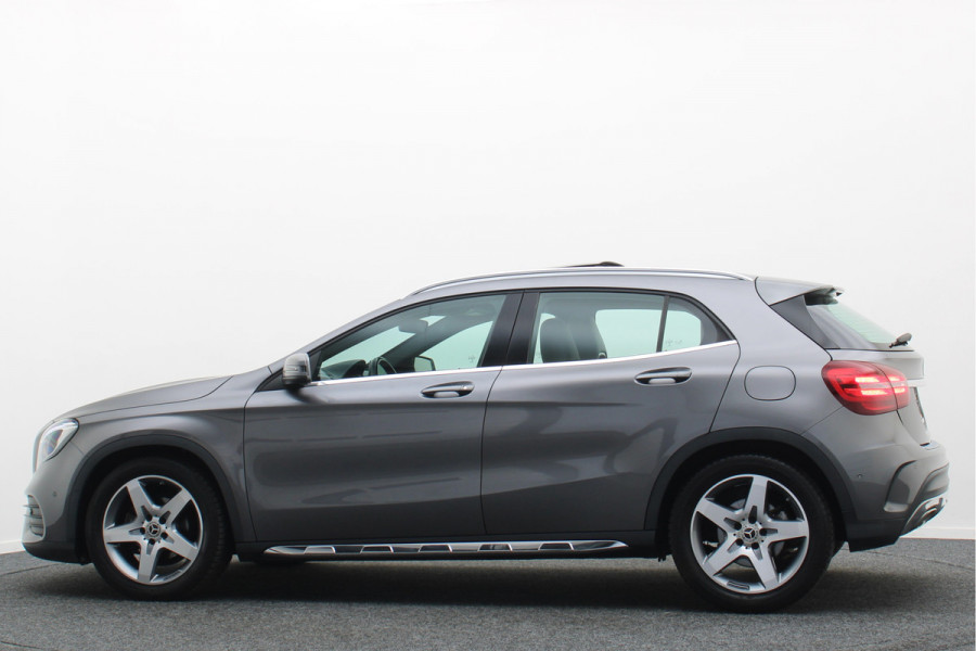 Mercedes-Benz GLA 200 Premium Plus AMG Panoramadak, Navigatie, Stoelverwarming, Cruise, 18"