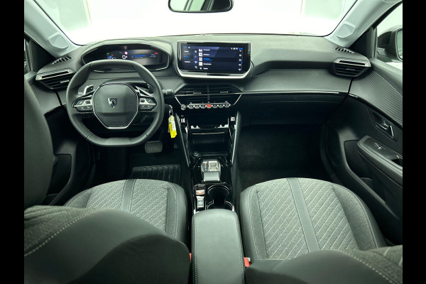 Peugeot 208 1.2 Hybrid 100PK Automaat Allure Navigatie Apple Carplay/Android Auto Airco Camera Parkeer sensoren Cruise Control Led Lichtmetalen Velgen