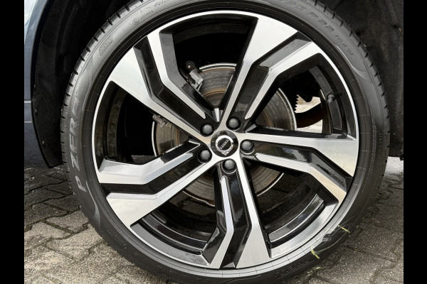 Volvo XC90 2.0 T8 Recharge AWD Ultimate Dark | Pano | Luchtvering | B&W | Pilot Assist | 22 inch