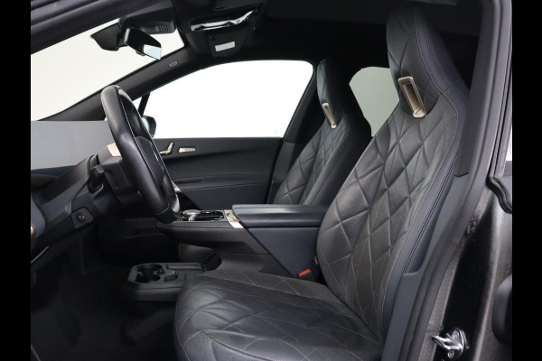 BMW iX xDrive40 High Executive 77 kWh | SOH 95,9% | Panoramadak | Laserlicht | Harman/Kardon | 360 Camera | Trekhaak | Leder | Head-Up | 22'' | Stoelverwarming | Carplay | Side Assist | Navigatie