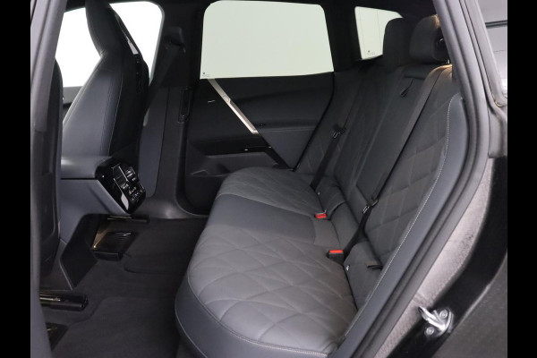 BMW iX xDrive40 High Executive 77 kWh | SOH 95,9% | Panoramadak | Laserlicht | Harman/Kardon | 360 Camera | Trekhaak | Leder | Head-Up | 22'' | Stoelverwarming | Carplay | Side Assist | Navigatie