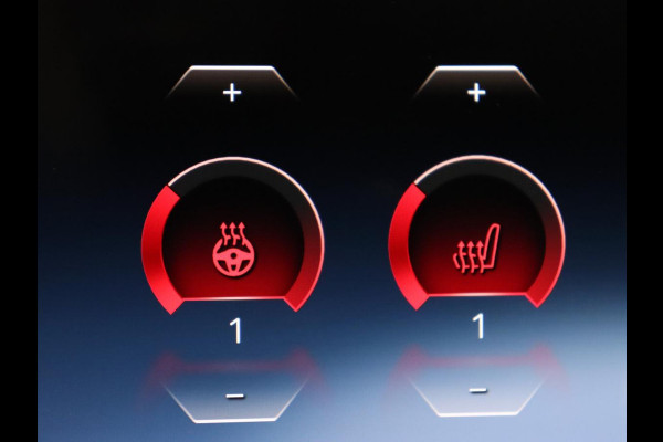BMW iX xDrive40 High Executive 77 kWh | SOH 95,9% | Panoramadak | Laserlicht | Harman/Kardon | 360 Camera | Trekhaak | Leder | Head-Up | 22'' | Stoelverwarming | Carplay | Side Assist | Navigatie