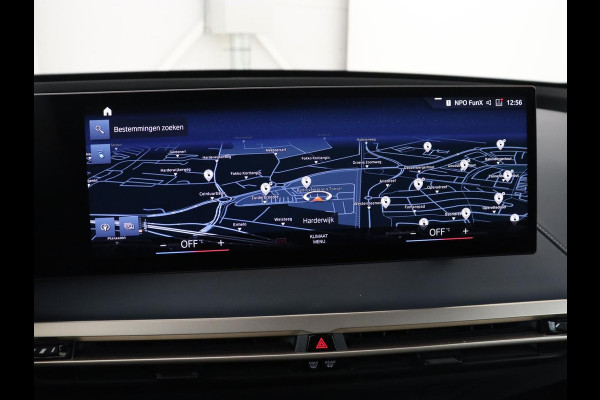 BMW iX xDrive40 High Executive 77 kWh | SOH 95,9% | Panoramadak | Laserlicht | Harman/Kardon | 360 Camera | Trekhaak | Leder | Head-Up | 22'' | Stoelverwarming | Carplay | Side Assist | Navigatie
