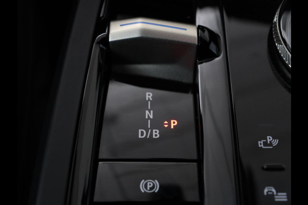BMW iX xDrive40 High Executive 77 kWh | SOH 95,9% | Panoramadak | Laserlicht | Harman/Kardon | 360 Camera | Trekhaak | Leder | Head-Up | 22'' | Stoelverwarming | Carplay | Side Assist | Navigatie