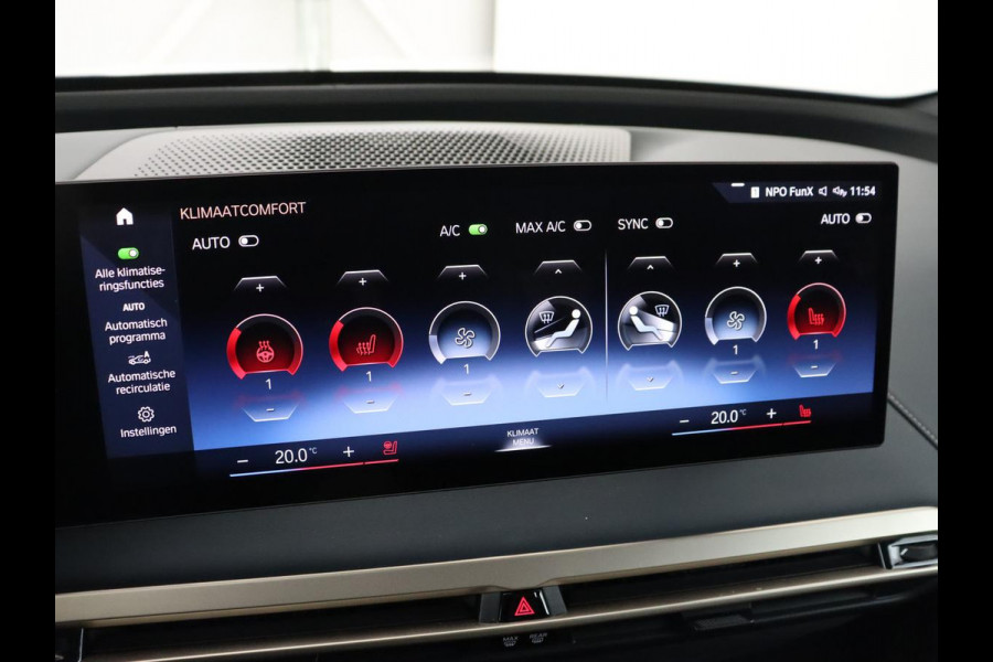 BMW iX xDrive40 High Executive 77 kWh | SOH 95,9% | Panoramadak | Laserlicht | Harman/Kardon | 360 Camera | Trekhaak | Leder | Head-Up | 22'' | Stoelverwarming | Carplay | Side Assist | Navigatie