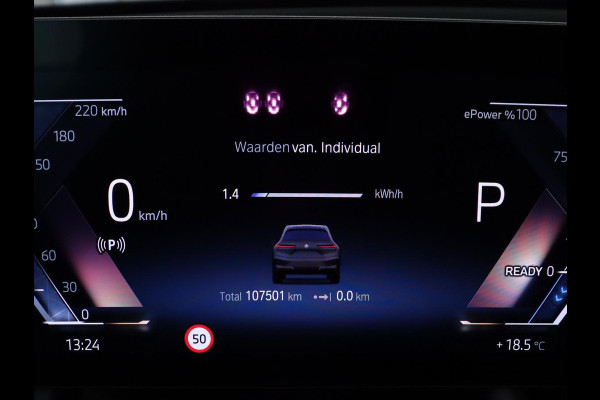 BMW iX xDrive40 High Executive 77 kWh | SOH 95,9% | Panoramadak | Laserlicht | Harman/Kardon | 360 Camera | Trekhaak | Leder | Head-Up | 22'' | Stoelverwarming | Carplay | Side Assist | Navigatie