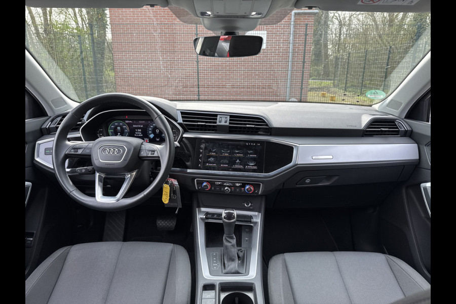 Audi Q3 Sportback 45 TFSI e 245PK BUSINESS EDITION CARPLAY/LED/STUURVERW.