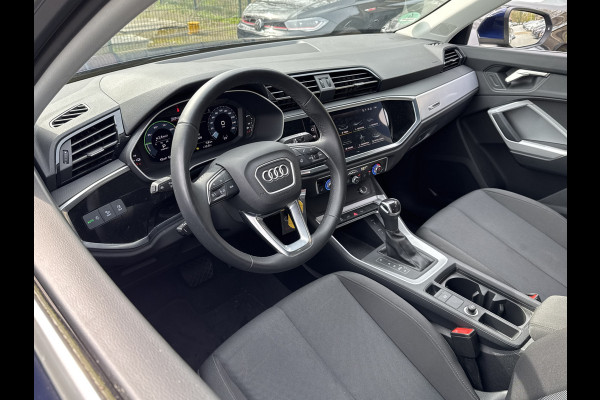 Audi Q3 Sportback 45 TFSI e 245PK BUSINESS EDITION CARPLAY/LED/STUURVERW.