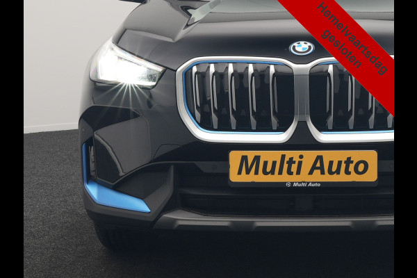 BMW iX1 xDrive30 64 kWh 306pk Dealer O.H. | Adaptief M Onderstel | Camera | Cruise Control | Stoelverwarming | Widescreen Navi | Park Assist | Apple Carplay | Navigatie | DAB | Standkachel |