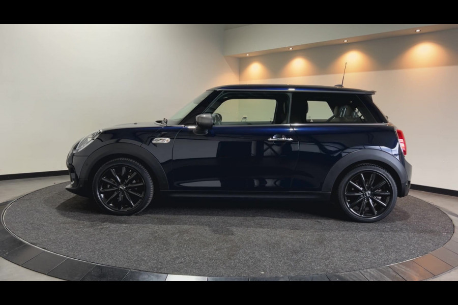 MINI Mini Electric Yours 33 kWh | Sfeerverlichting | Leder interieur | Panoramadak | Soh (batterijcheck) Waarde 95,6 %