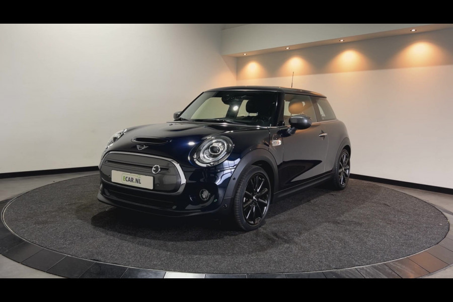 MINI Mini Electric Yours 33 kWh | Sfeerverlichting | Leder interieur | Panoramadak | Soh (batterijcheck) Waarde 95,6 %