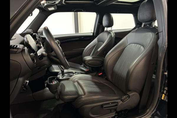 MINI Mini Electric Yours 33 kWh | Sfeerverlichting | Leder interieur | Panoramadak | Soh (batterijcheck) Waarde 95,6 %