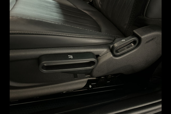 MINI Mini Electric Yours 33 kWh | Sfeerverlichting | Leder interieur | Panoramadak | Soh (batterijcheck) Waarde 95,6 %