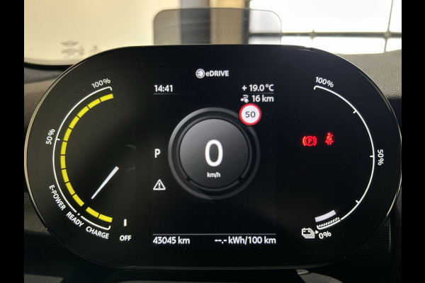 MINI Mini Electric Yours 33 kWh | Sfeerverlichting | Leder interieur | Panoramadak | Soh (batterijcheck) Waarde 95,6 %