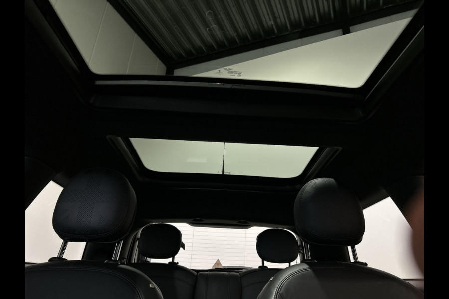 MINI Mini Electric Yours 33 kWh | Sfeerverlichting | Leder interieur | Panoramadak | Soh (batterijcheck) Waarde 95,6 %