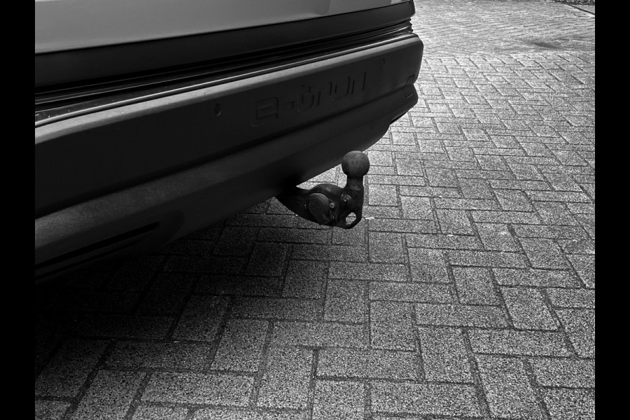 Audi Q4 e-tron 40 Advanced edition 77 kWh adp cruise_Camera_PDC V+A