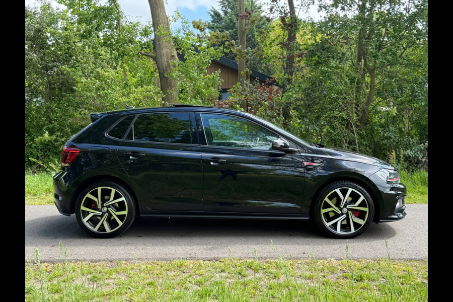 Volkswagen Polo 2.0 TSI GTI | Pano + DSG + ACC + DRIVE MODE |