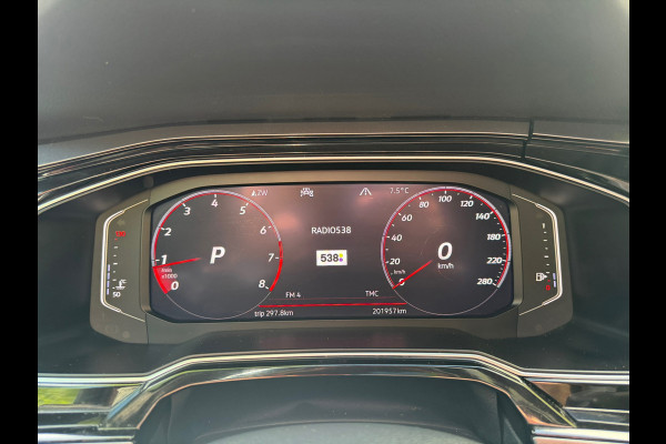 Volkswagen Polo 2.0 TSI GTI | Pano + DSG + ACC + DRIVE MODE |